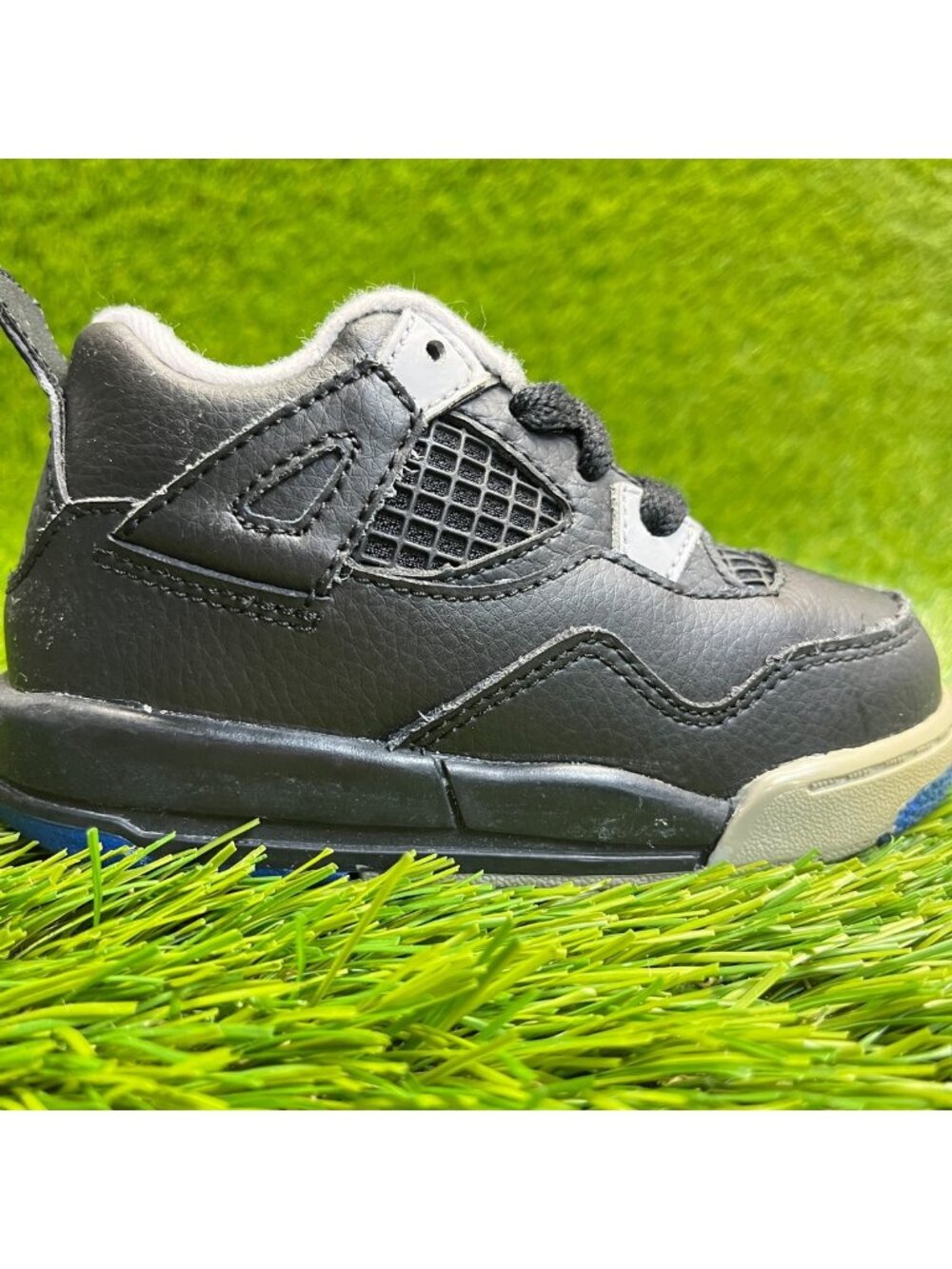 Nike Air Jordan 4 Retro Toddler Size 7C Black Athletic Leather Shoes Sneakers